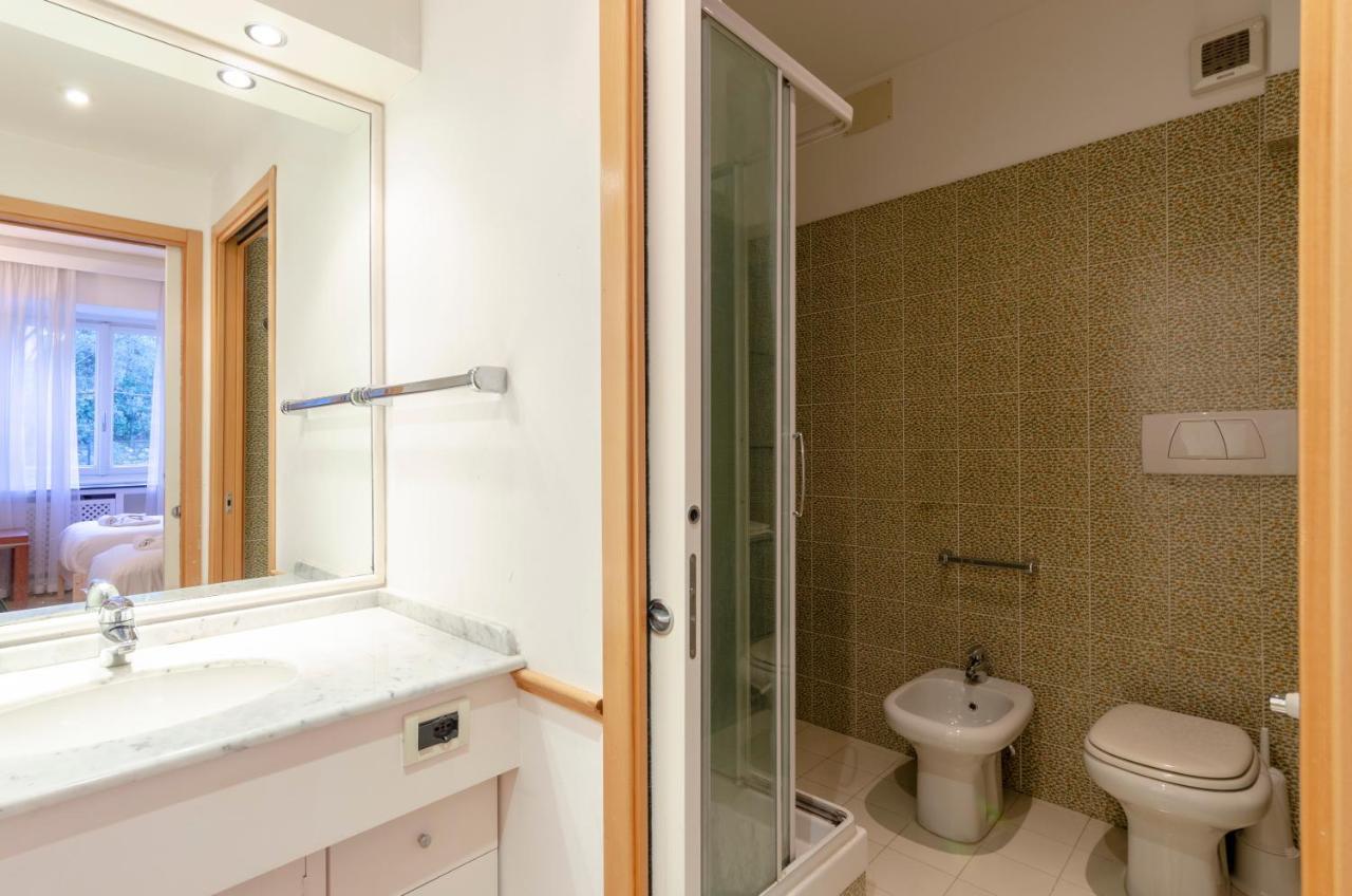 Joivy Apt For 4 With Exclusive Pool And Garden In Nervi *